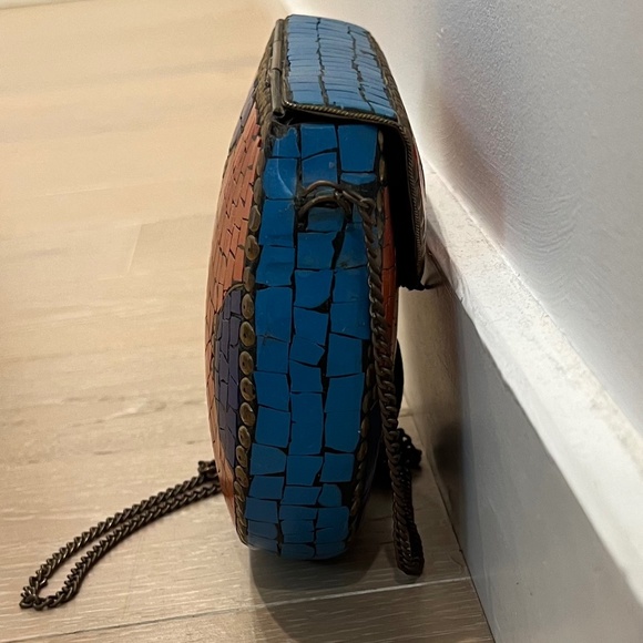 Handmade Mosaic Tile Crossbody Metal Handbag (Red & Blue) - Picture 8 of 11